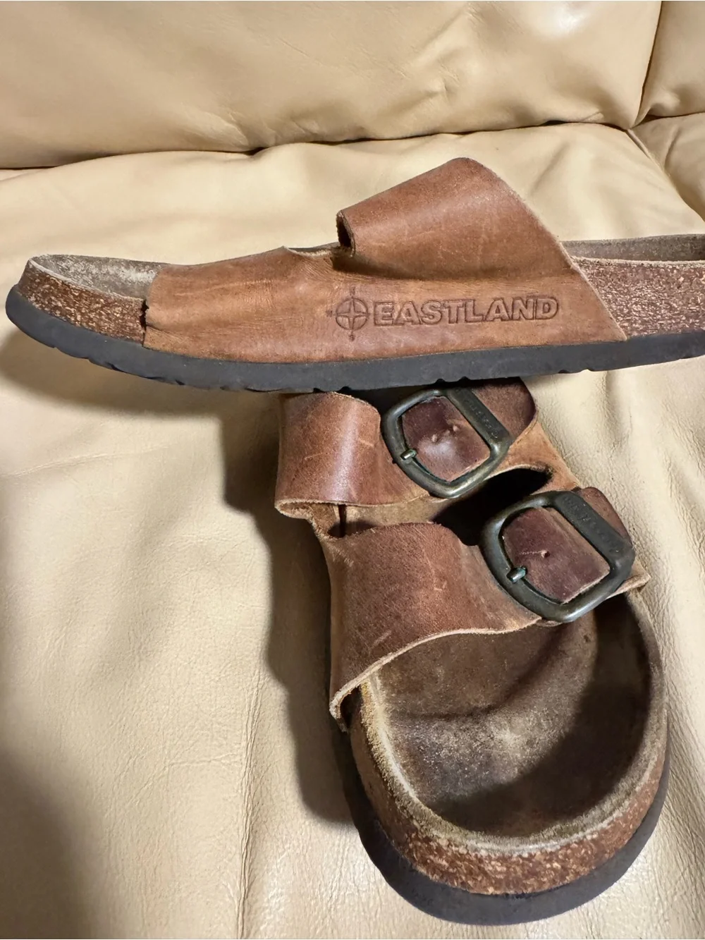 Eastland classic brown